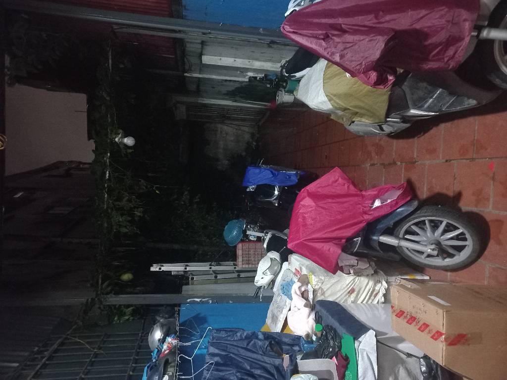 Bán nhà Nguyễn Đức Cảnh - diện tích 88.8m2 4 tầng - Mảnh đất rộng đẹp - giá 20 tỷ