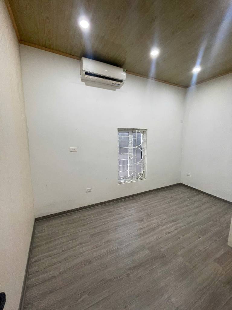 Bán nhà Tân Khai - diện tích 32m2 2 tầng - Nhà đẹp 2 ngủ thoáng - giá 2,95 tỷ