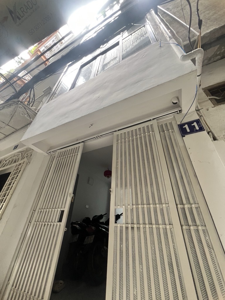 Bán nhà Đặng Tiến Đông - diện tích 28m2 5 tầng - Sổ đỏ chính chủ - giá 9,8 tỷ