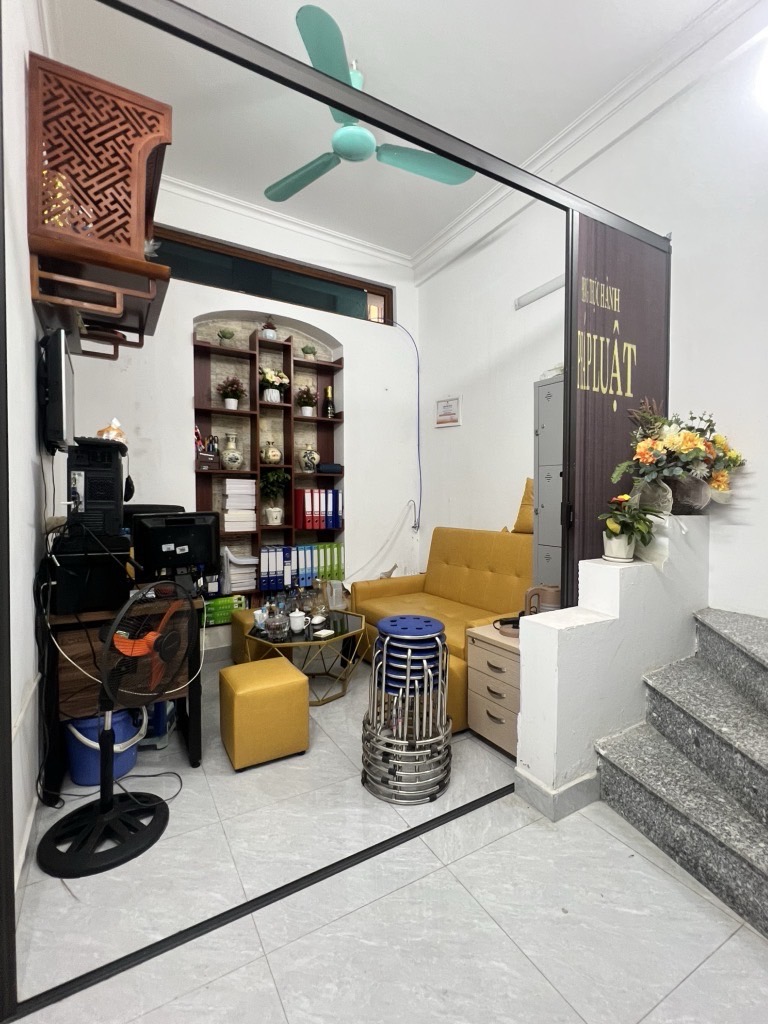 Bán nhà Đặng Tiến Đông - diện tích 28m2 5 tầng - Sổ đỏ chính chủ - giá 9,8 tỷ