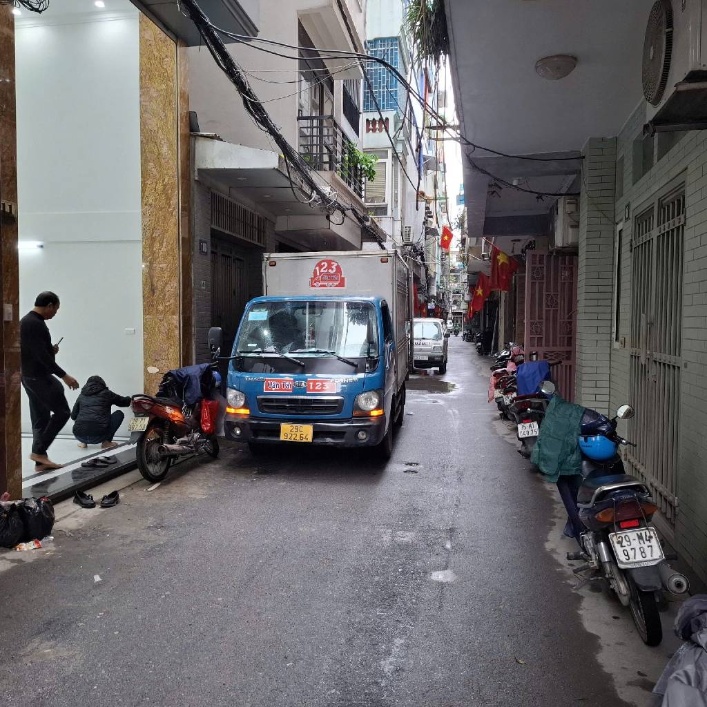 Bán nhà Nguyễn Xiển - diện tích 63.8m2 6 tầng - HIẾM - THANG MÁY - giá 24 tỷ