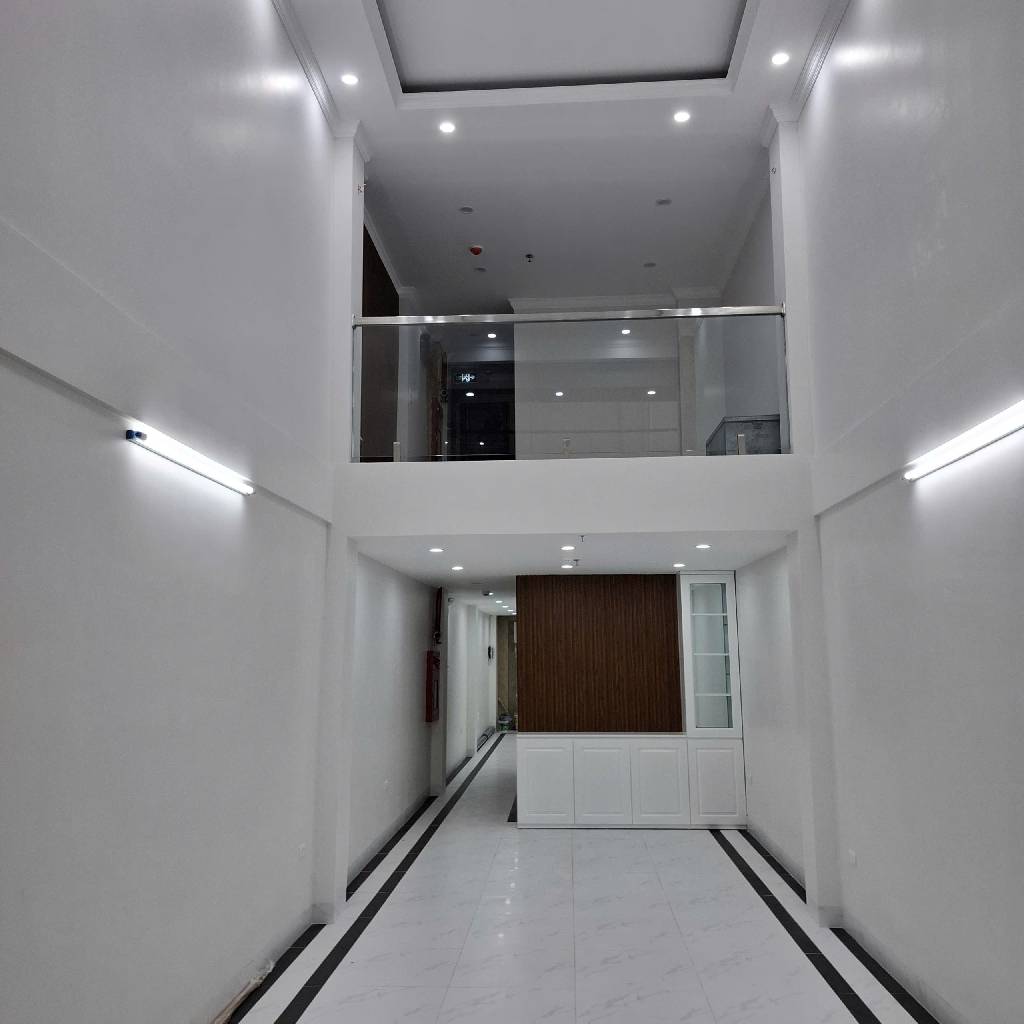 Bán nhà Nguyễn Xiển - diện tích 63.8m2 6 tầng - HIẾM - THANG MÁY - giá 24 tỷ