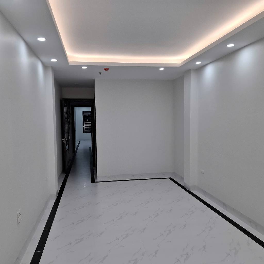 Bán nhà Nguyễn Xiển - diện tích 63.8m2 6 tầng - HIẾM - THANG MÁY - giá 24 tỷ