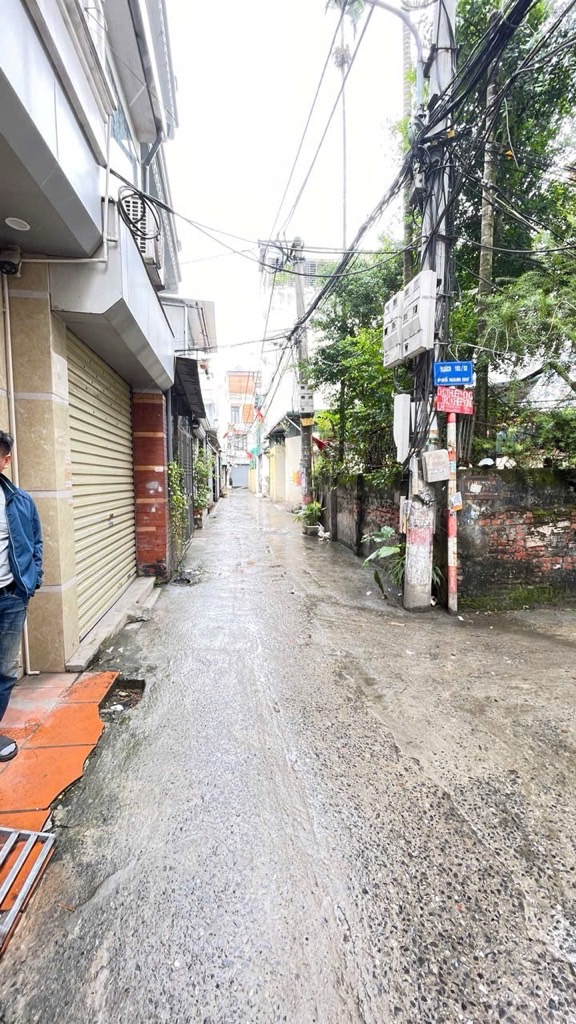 Bán nhà Nam Dư - diện tích 44.6m2 4 tầng - Ô TÔ ĐỖ CỬA - giá 8,99 tỷ