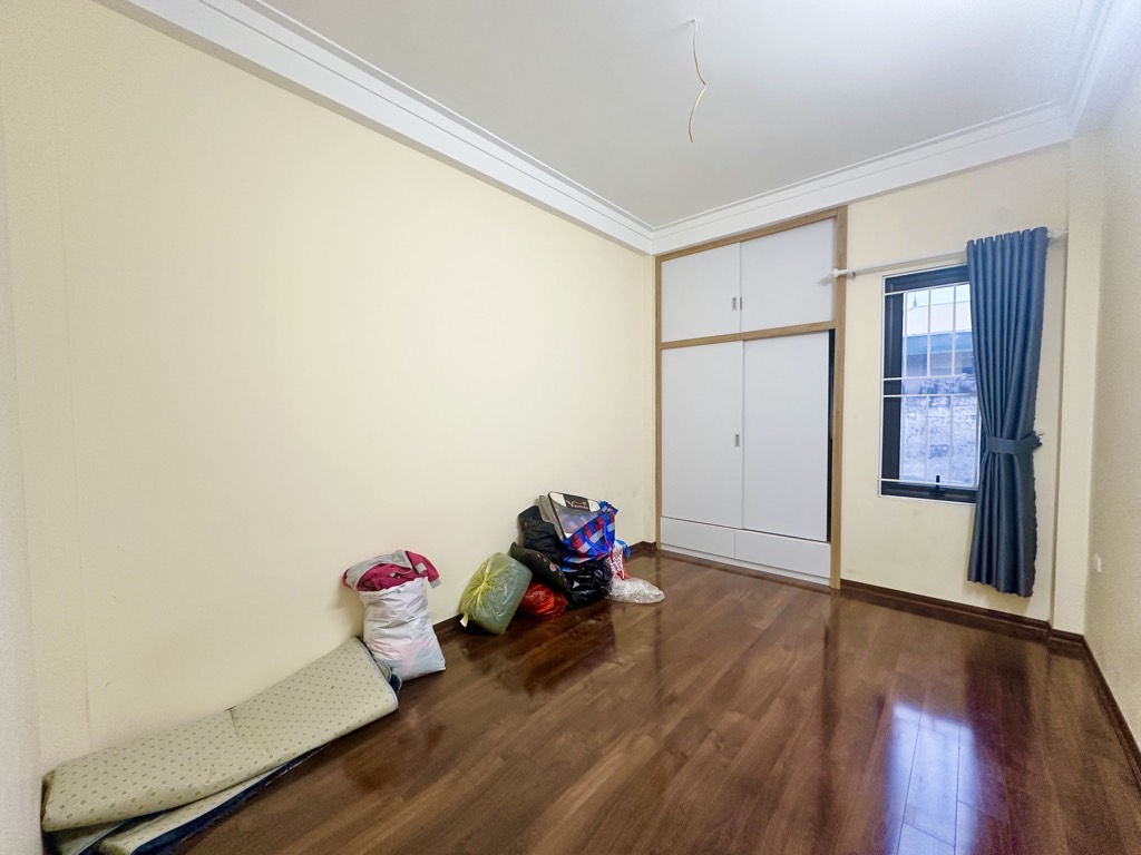 Bán nhà Nam Dư - diện tích 44.6m2 4 tầng - Ô TÔ ĐỖ CỬA - giá 8,99 tỷ