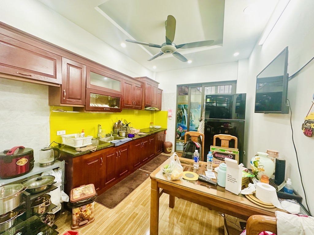 Bán nhà Nam Dư - diện tích 44.6m2 4 tầng - Ô TÔ ĐỖ CỬA - giá 8,99 tỷ