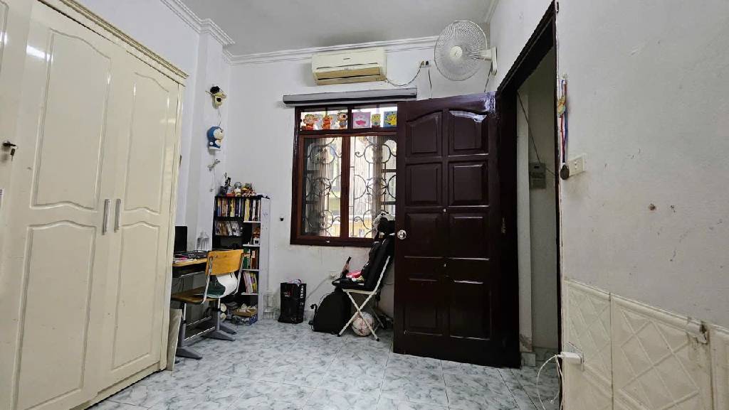 Bán nhà Lê Duẩn - diện tích 37,7m2 5 tầng - Nhà đẹp - giá 14 tỷ