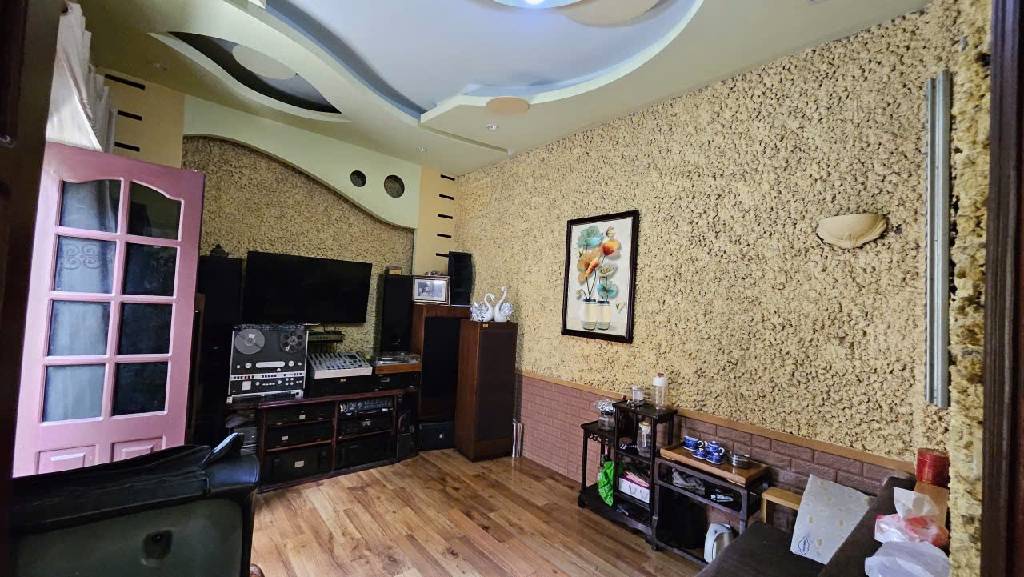 Bán nhà Lê Duẩn - diện tích 37,7m2 5 tầng - Nhà đẹp - giá 14 tỷ