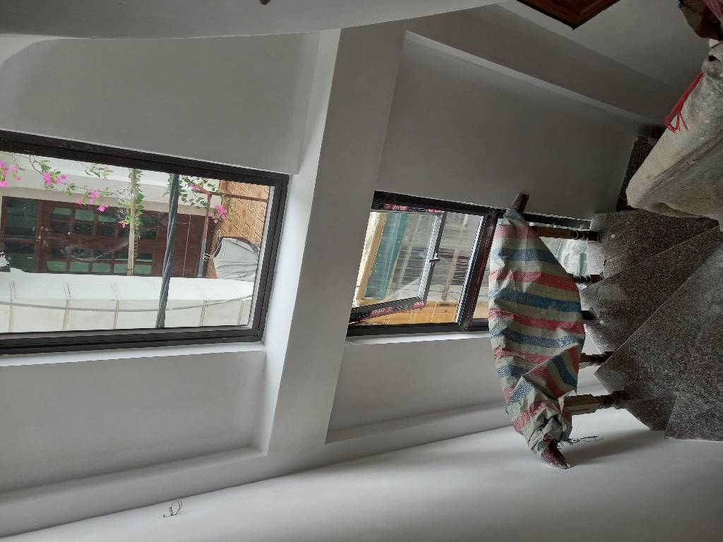 Bán nhà Lĩnh Nam - diện tích 29.7m2 4 tầng - Ngõ thông, lô góc - giá 6,5 tỷ