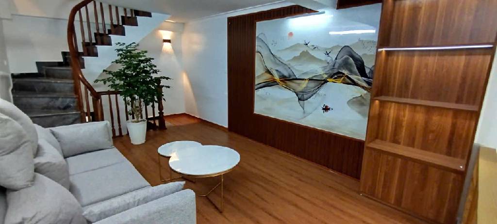 Bán nhà Thanh Đàm - diện tích 30,7m2 5 tầng - Ô tô đỗ cổng - giá 6,8 tỷ