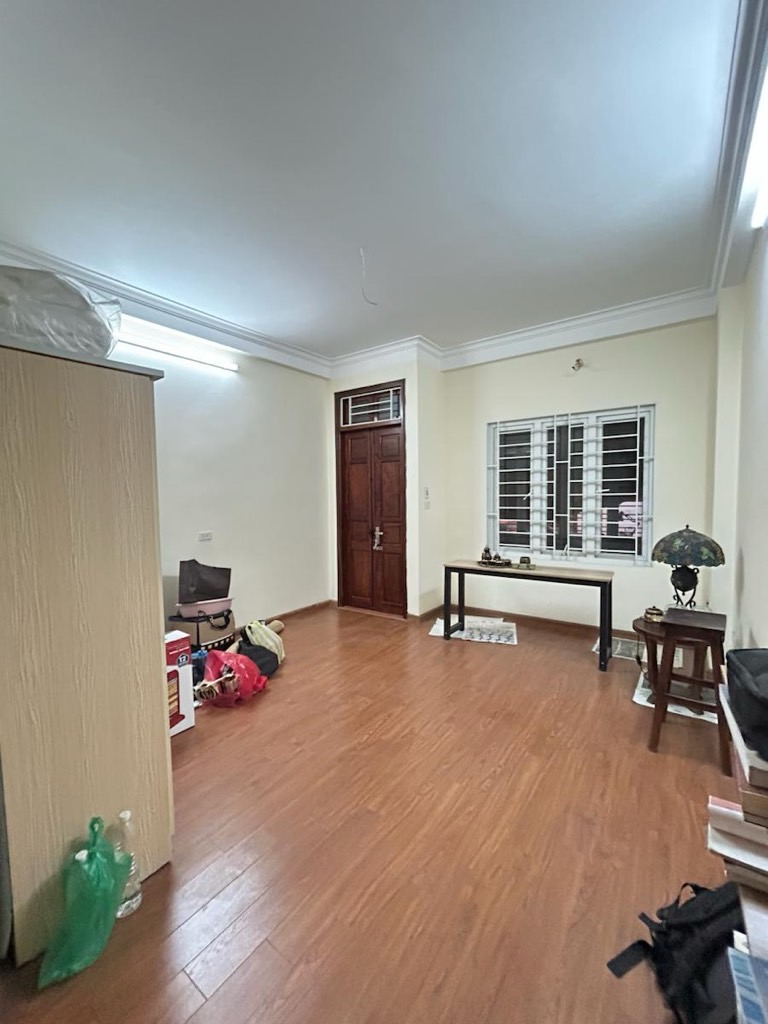 Bán nhà Bạch Mai - diện tích 30,1m2 6 tầng - Ô TÔ ĐỖ CỔNG - giá 12,5 tỷ