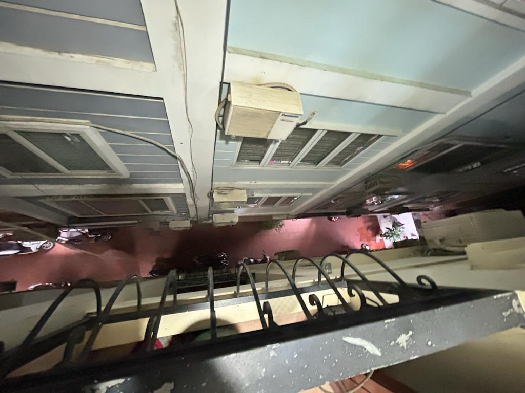 Bán nhà Bạch Mai - diện tích 30,1m2 6 tầng - Ô TÔ ĐỖ CỔNG - giá 12,5 tỷ