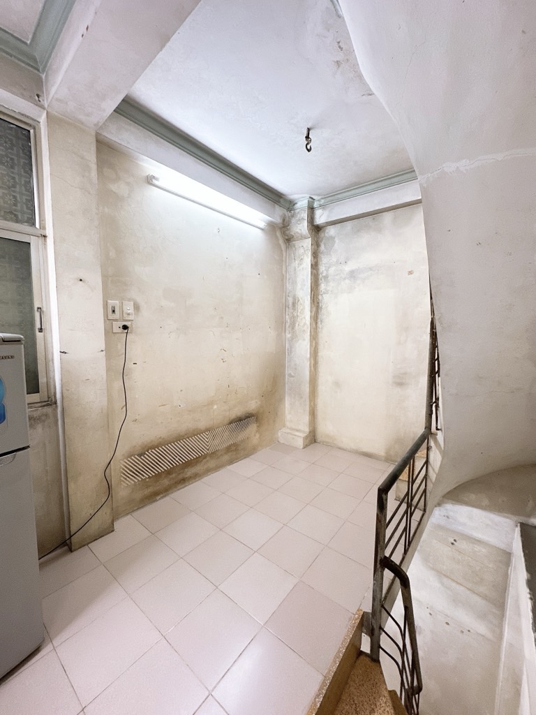 Bán nhà Khương Thượng - diện tích 6m2 4 tầng - giá 1,95 tỷ