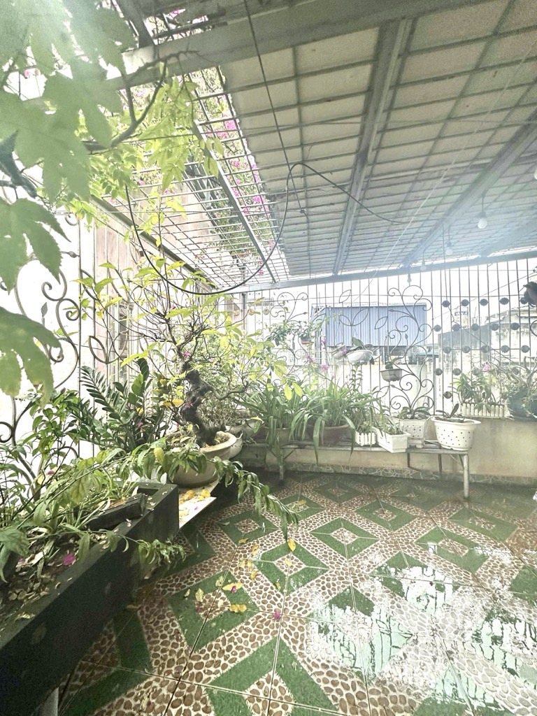 Bán nhà Minh Khai - diện tích 56m2 5 tầng - Ngõ 874, nhà đẹp hiếm có - giá 16,5 tỷ