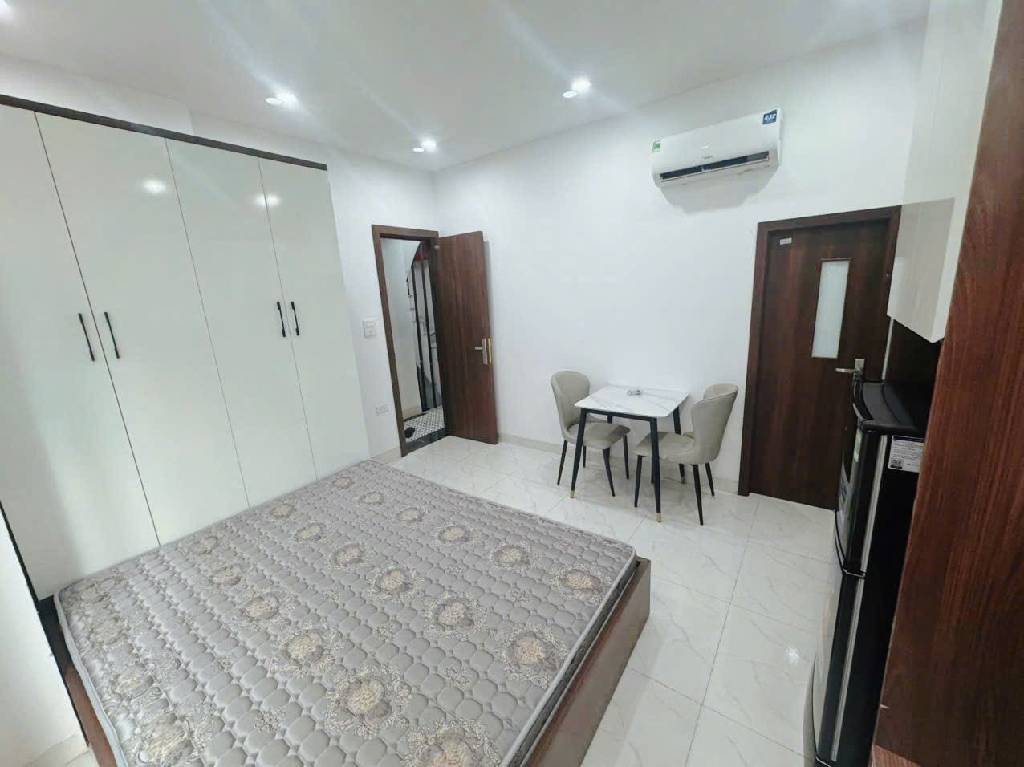 Bán nhà Quan Thổ 1 - diện tích 75.2m2 6 tầng - Khu VIP Đống Đa - giá 21 tỷ