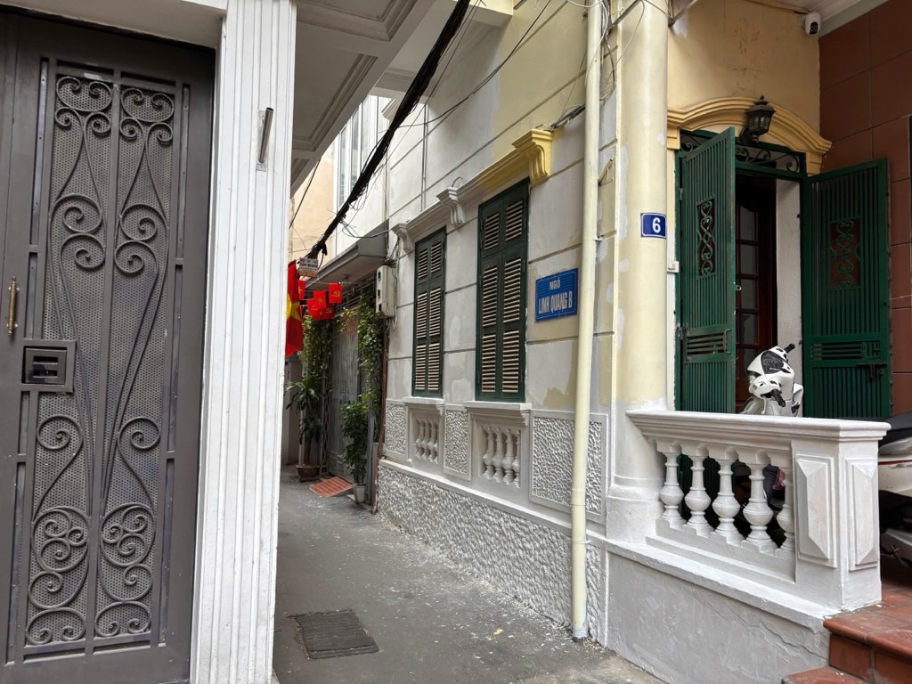 Bán nhà ngõ Linh Quang B - diện tích 43.5m2 4 tầng - Nhà đẹp hiếm có - giá 7,85 tỷ