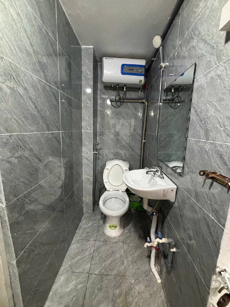 Bán nhà Phổ Giác - diện tích 8m2 5 tầng - Nhà đẹp hiếm có - giá 1,68 tỷ