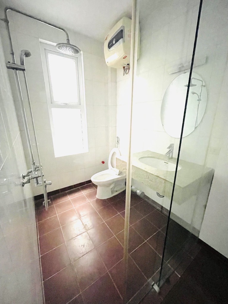 Bán nhà Hoàng Mai - diện tích 51m2 4 tầng - có ô chờ thang máy - giá 11,2 tỷ