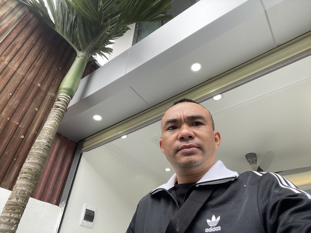 Bán nhà Vĩnh Hoàng - diện tích 42m2 2 tầng - Nhà mới về ở luôn - giá 2,4 tỷ