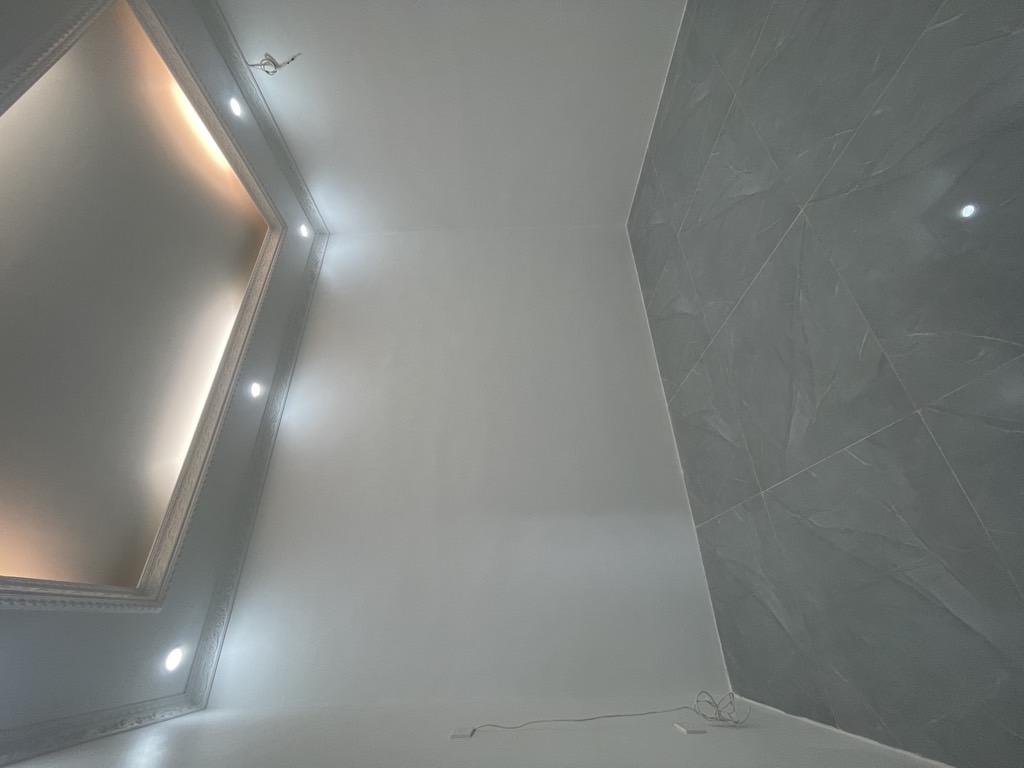 Bán nhà Vĩnh Hoàng - diện tích 42m2 2 tầng - Nhà mới về ở luôn - giá 2,4 tỷ