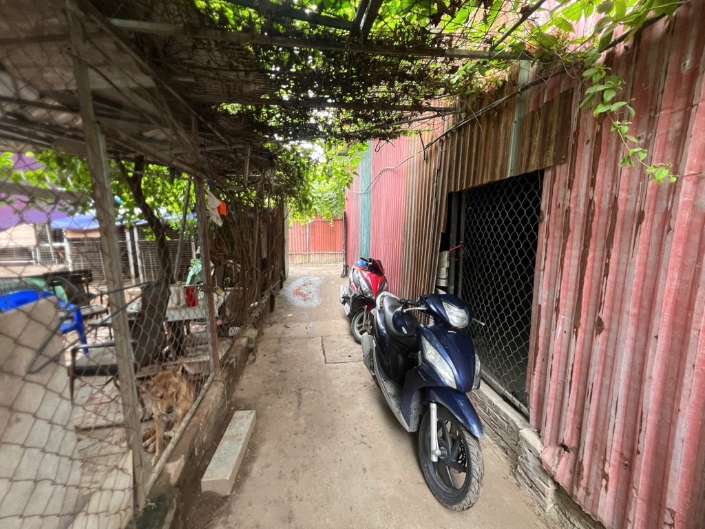 Bán nhà Vĩnh Hoàng - diện tích 42m2 2 tầng - Nhà mới về ở luôn - giá 2,4 tỷ