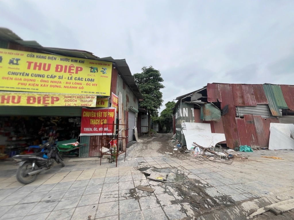 Bán nhà Vĩnh Hoàng - diện tích 42m2 2 tầng - Nhà mới về ở luôn - giá 2,4 tỷ