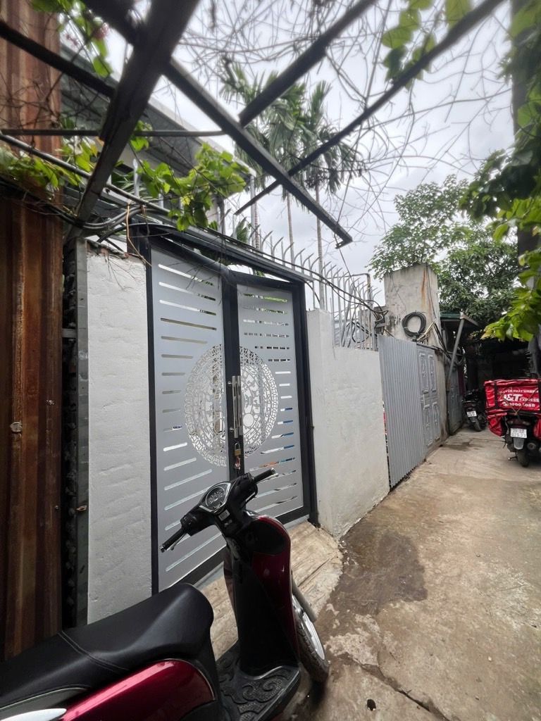 Bán nhà Vĩnh Hoàng - diện tích 42m2 2 tầng - Nhà mới về ở luôn - giá 2,4 tỷ