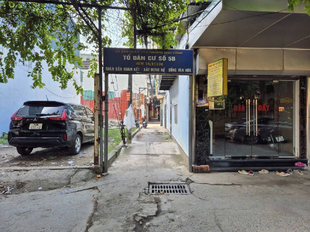 Bán nhà Định Công Thượng - diện tích 42m2 2 tầng - Lô góc 3 thoáng vĩnh viễn - giá 3,2 tỷ