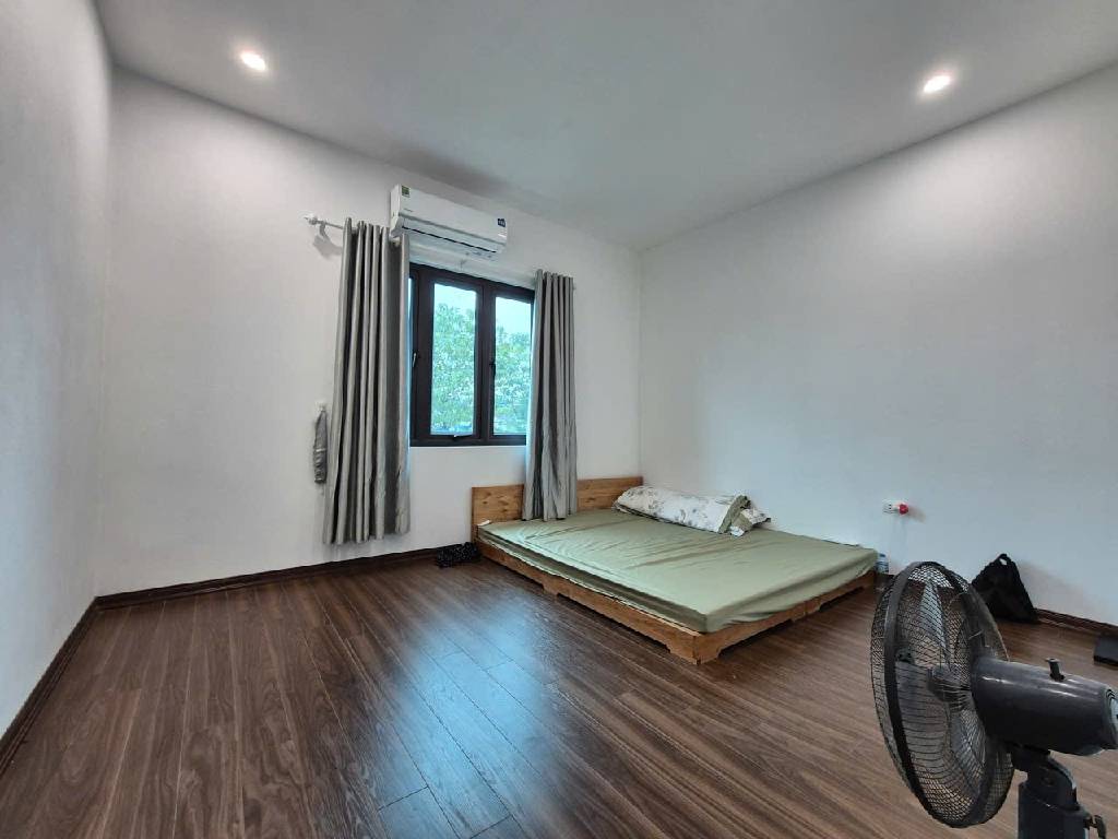 Bán nhà Định Công Thượng - diện tích 42m2 2 tầng - Lô góc 3 thoáng vĩnh viễn - giá 3,2 tỷ