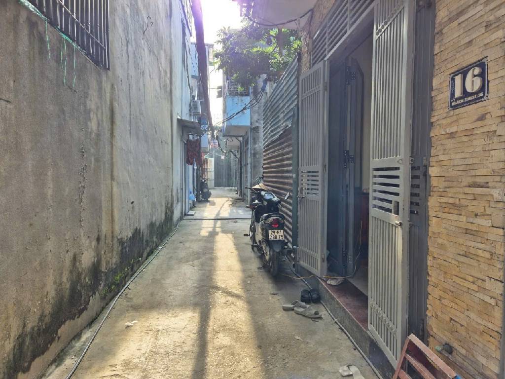 Bán nhà Định Công Thượng - diện tích 42m2 2 tầng - Lô góc 3 thoáng vĩnh viễn - giá 3,2 tỷ