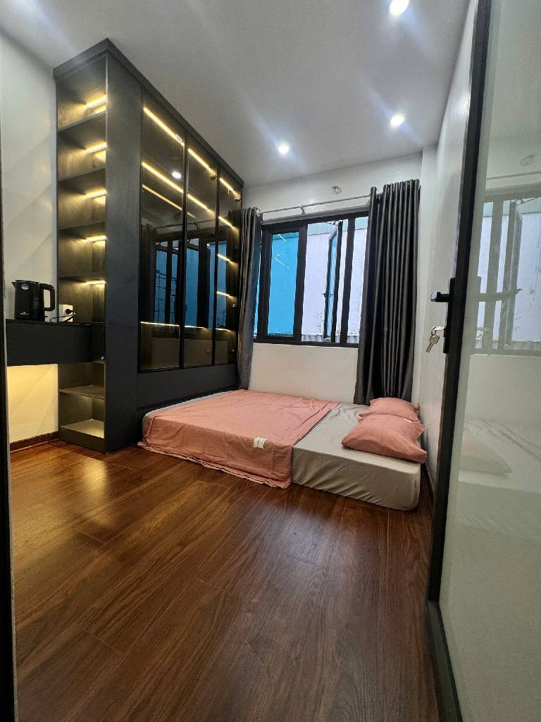 Bán nhà Ngõ Toàn Thắng - diện tích 40m2 4 tầng - Nhà đẹp ở ngay - giá 8 tỷ