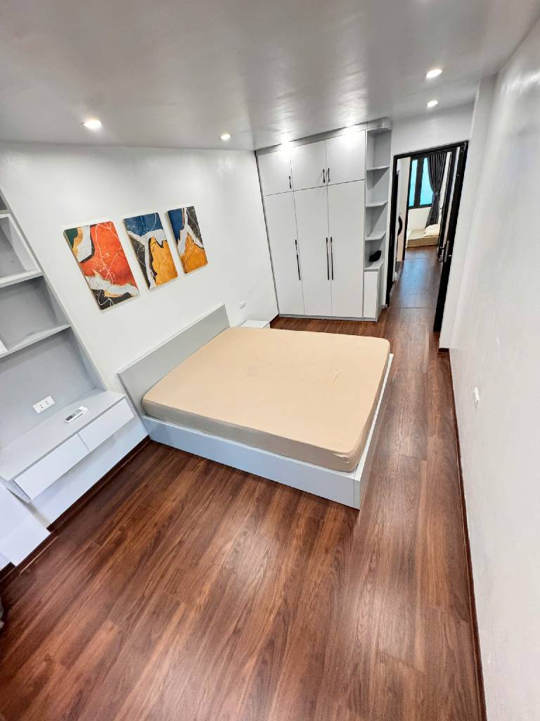 Bán nhà Ngõ Toàn Thắng - diện tích 40m2 4 tầng - Nhà đẹp ở ngay - giá 8 tỷ