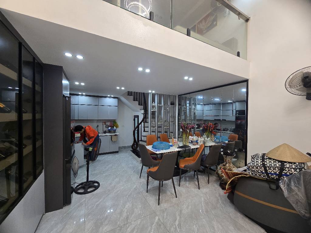 Bán nhà Khương Thượng - diện tích 56.9m2 4 tầng - SIÊU PHẨM QUẬN ĐỐNG ĐA - giá 12,2 tỷ