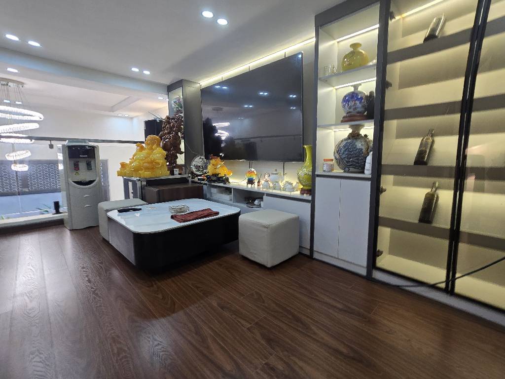 Bán nhà Khương Thượng - diện tích 56.9m2 4 tầng - SIÊU PHẨM QUẬN ĐỐNG ĐA - giá 12,2 tỷ