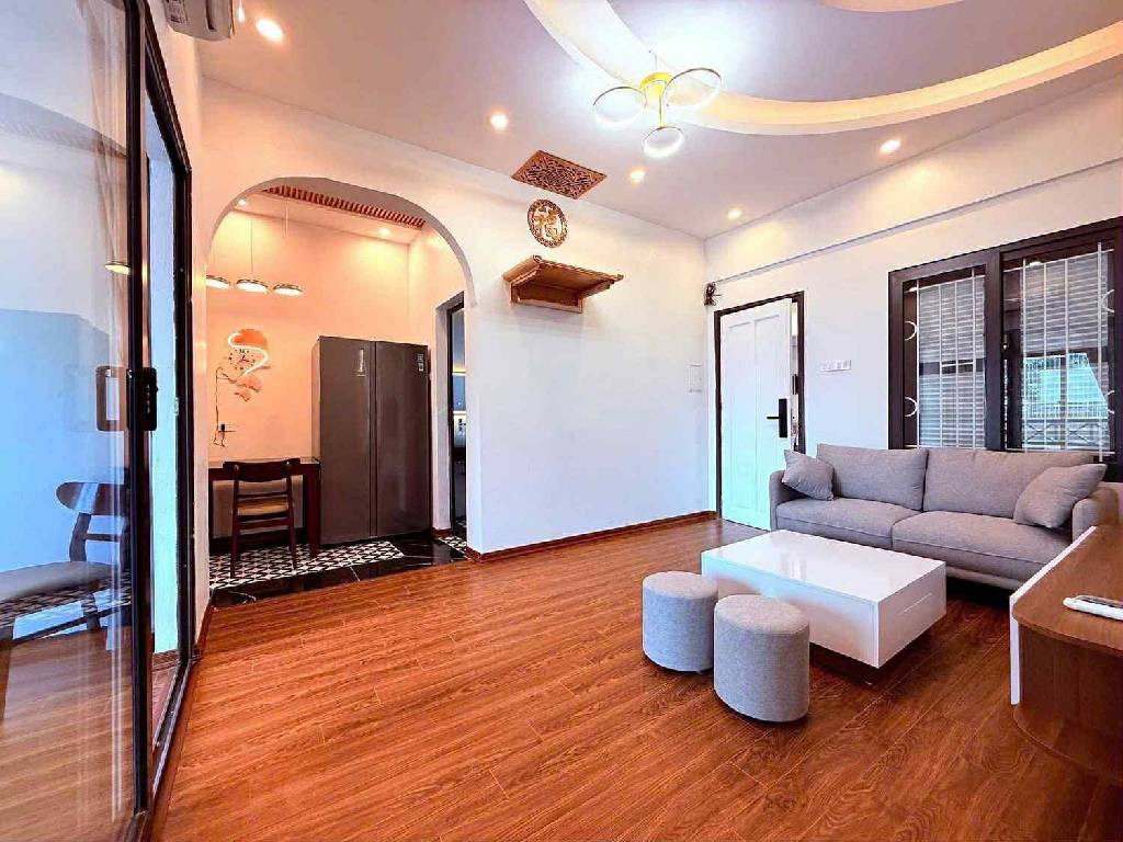 Bán nhà Bắc Linh Đàm - diện tích 67.6m2 3 tầng - Chung cư thấp tầng, view đẹp - giá 5,7 tỷ