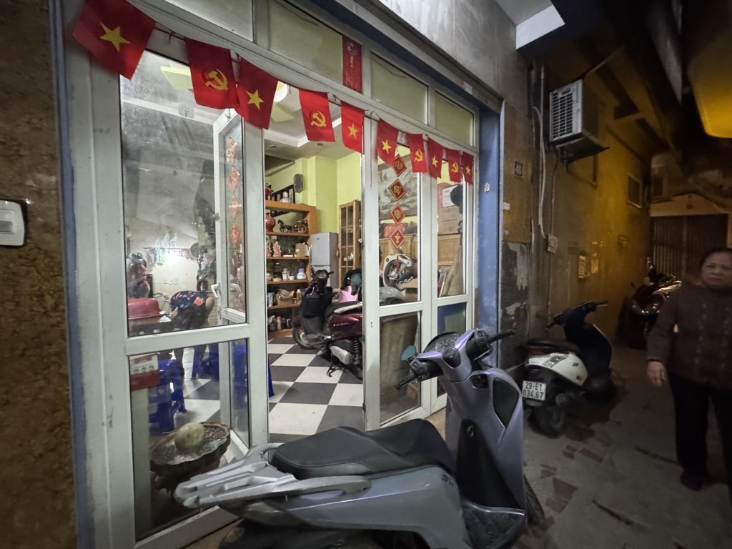 Bán nhà Bạch Mai - diện tích 25m2 5 tầng - GẦN PHỐ - ĐỦ CÔNG NĂNG - NHÀ DÂN XÂY KCBT CHẮC CHẮN - giá 6,8 tỷ