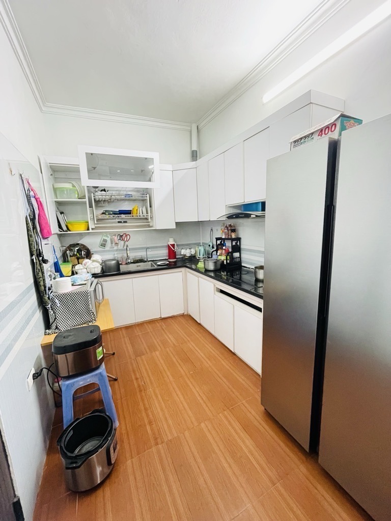 Bán nhà Nguyễn Xiển - diện tích 50m2 3 tầng - Cách ô tô 50m - giá 4,7 tỷ