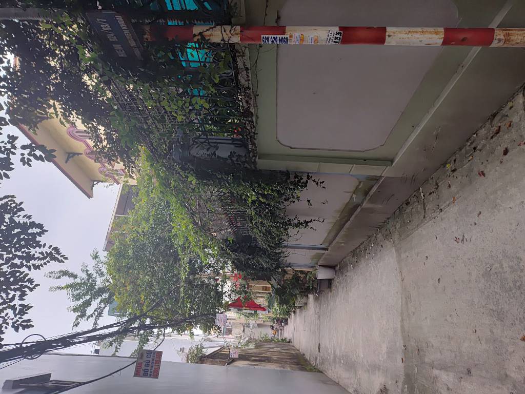 Bán nhà Nguyễn Khoái - diện tích 34,6m2 5 tầng - Nhà đẹp gần 2 trường đại học - giá 7,8 tỷ