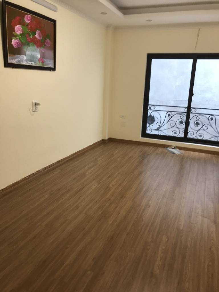 Bán nhà Nguyễn Khoái - diện tích 34,6m2 5 tầng - Nhà đẹp gần 2 trường đại học - giá 7,8 tỷ