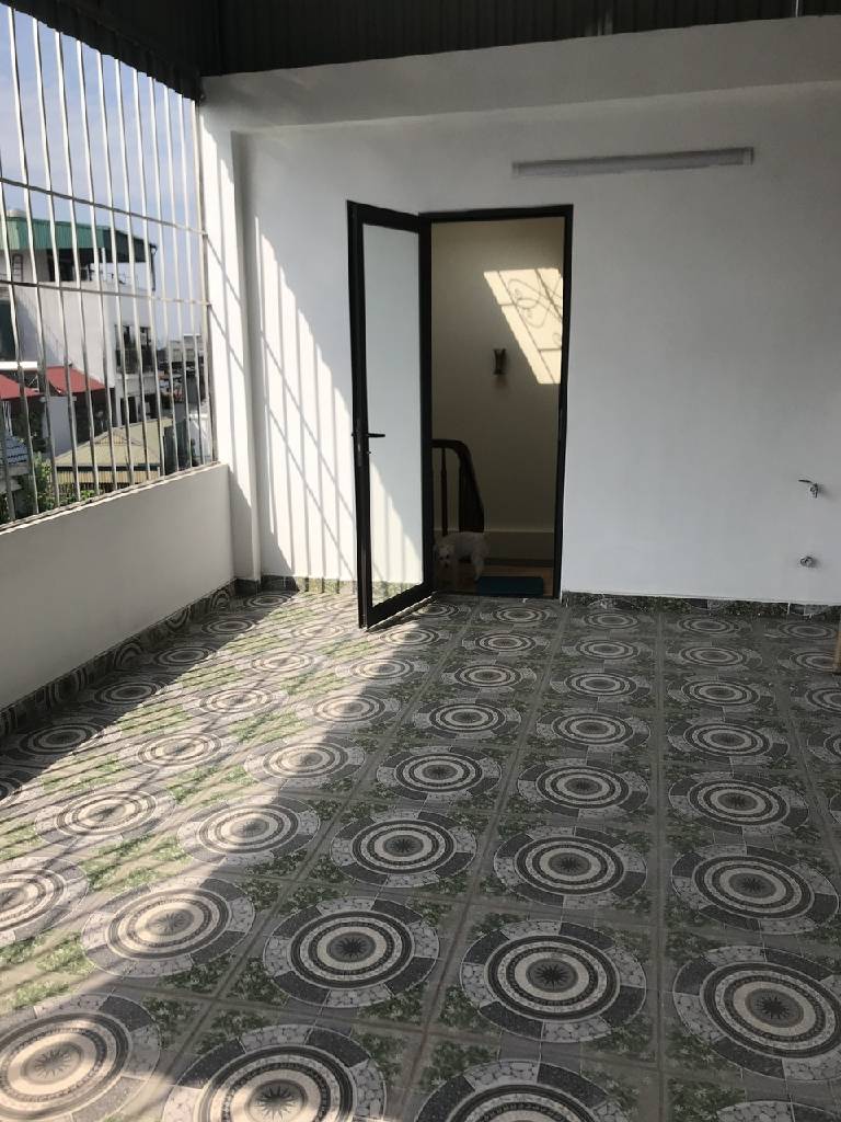 Bán nhà Nguyễn Khoái - diện tích 34,6m2 5 tầng - Nhà đẹp gần 2 trường đại học - giá 7,8 tỷ