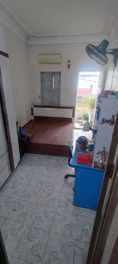 Bán nhà Ngõ Đình Đại - diện tích 16,5m2 3 tầng - ô tô đỗ cửa - giá 5,9 tỷ