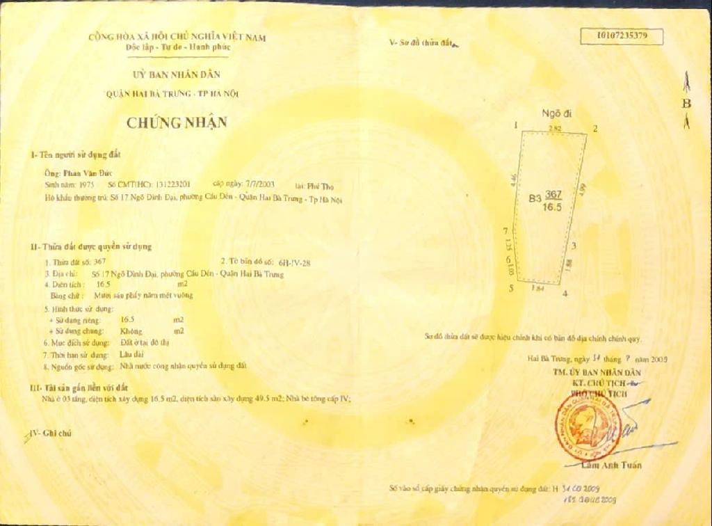 Bán nhà Ngõ Đình Đại - diện tích 16,5m2 3 tầng - ô tô đỗ cửa - giá 5,9 tỷ