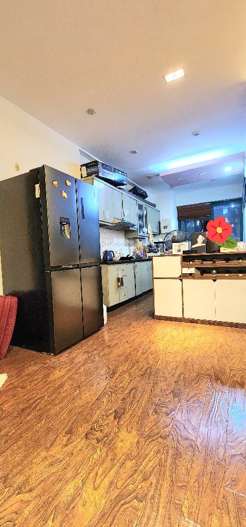 Bán nhà Lê Văn Lương - diện tích 120m2 1 tầng - Căn hộ mặt phố, giá 9,5 tỷ