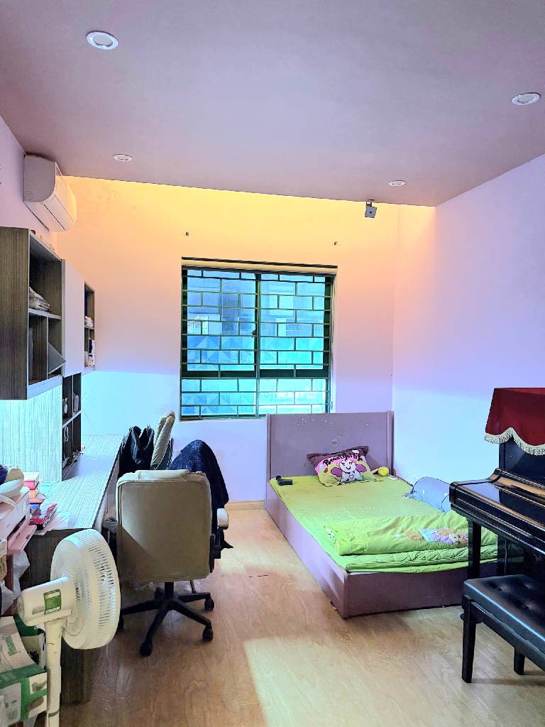 Bán nhà Lê Văn Lương - diện tích 120m2 1 tầng - Căn hộ mặt phố, giá 9,5 tỷ