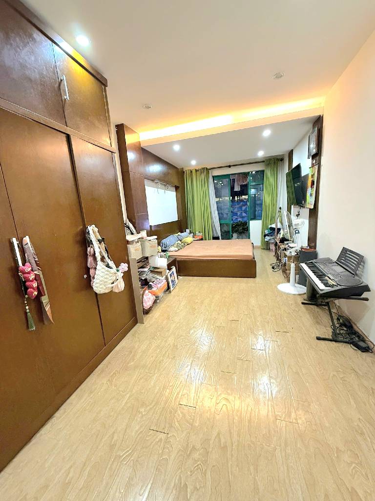 Bán nhà Lê Văn Lương - diện tích 120m2 1 tầng - Căn hộ mặt phố, giá 9,5 tỷ