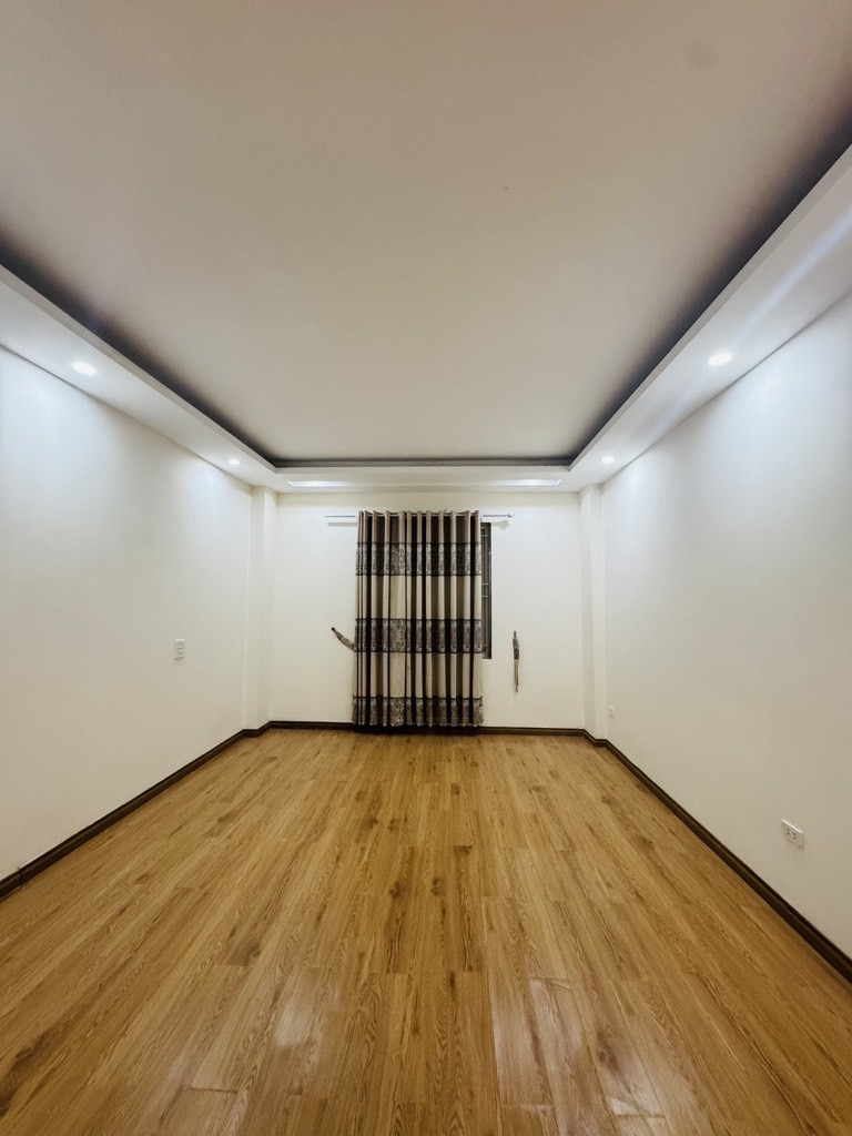 Bán nhà Văn Hương - diện tích 35m2 5 tầng - MẶT NGÕ KINH DOANH - giá 10,5 tỷ