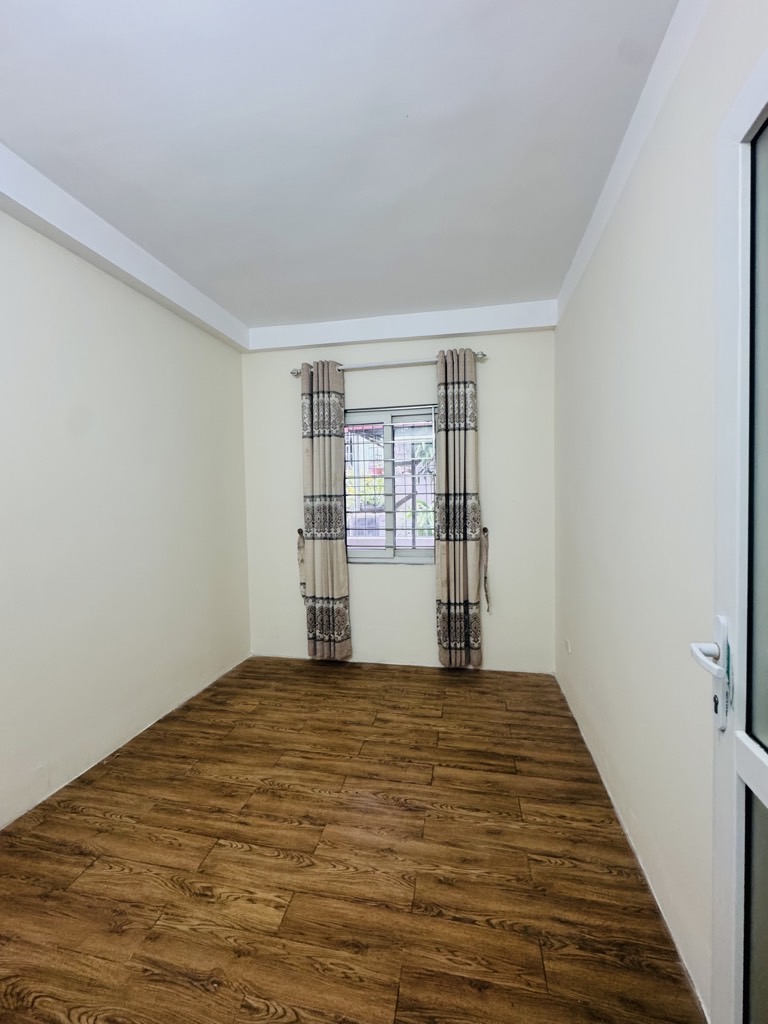 Bán nhà Văn Hương - diện tích 35m2 5 tầng - MẶT NGÕ KINH DOANH - giá 10,5 tỷ