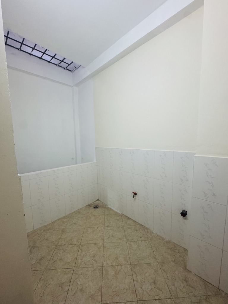 Bán nhà Văn Hương - diện tích 35m2 5 tầng - MẶT NGÕ KINH DOANH - giá 10,5 tỷ