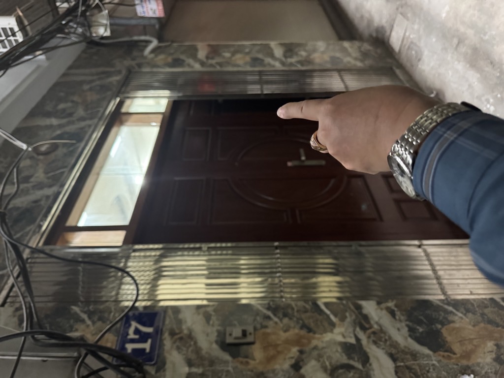 Bán nhà Văn Hương - diện tích 35m2 5 tầng - MẶT NGÕ KINH DOANH - giá 10,5 tỷ