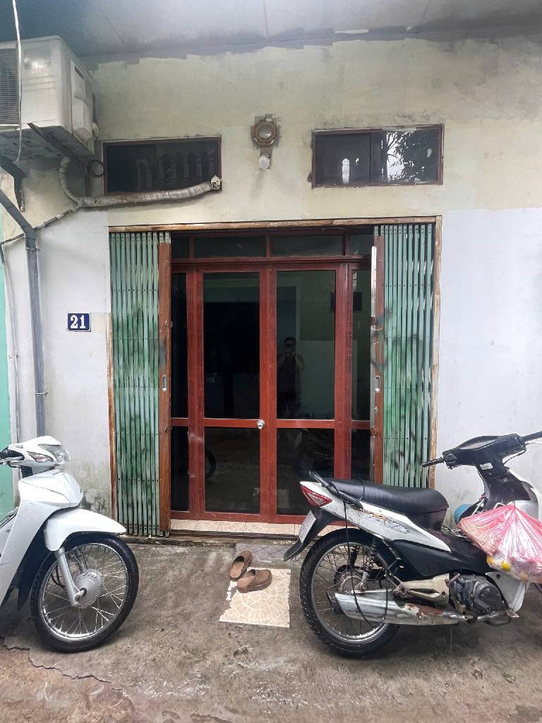 Bán nhà Sở Thượng - diện tích 69.2m2 3 tầng - ô tô tránh - giá 8,5 tỷ